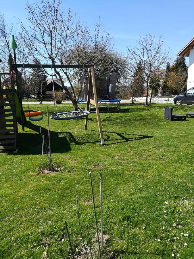 Viel Platz In Bernbach Daire Bidingen Dış mekan fotoğraf